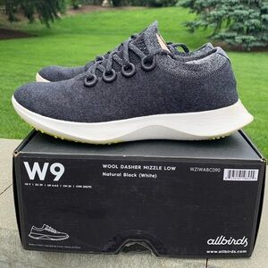 Allbirds Women’s Wool Dasher Mizzle black sneaker - size W9 with box